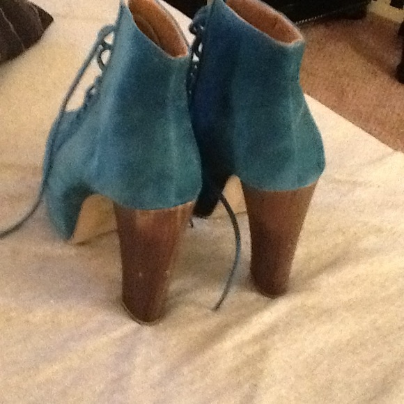 Booties - Picture 3 of 4